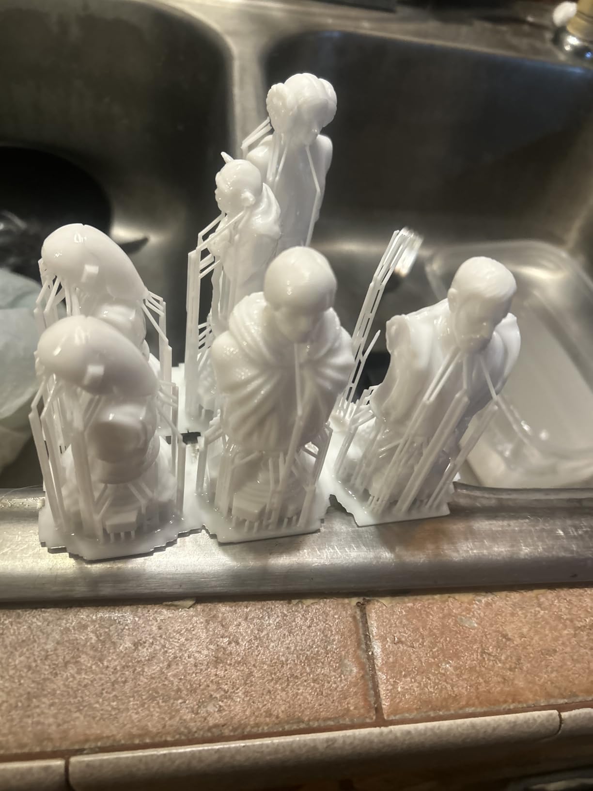 ANYCUBIC Photon Mono 4, Resin 3D Printer with 7'' 10K Mono LCD Screen, Stable LighTurbo Light Source and 70mm/h Fast Printing, Print Volume 6.04'' x 3.42'' x 6.49'' customer photo 2
