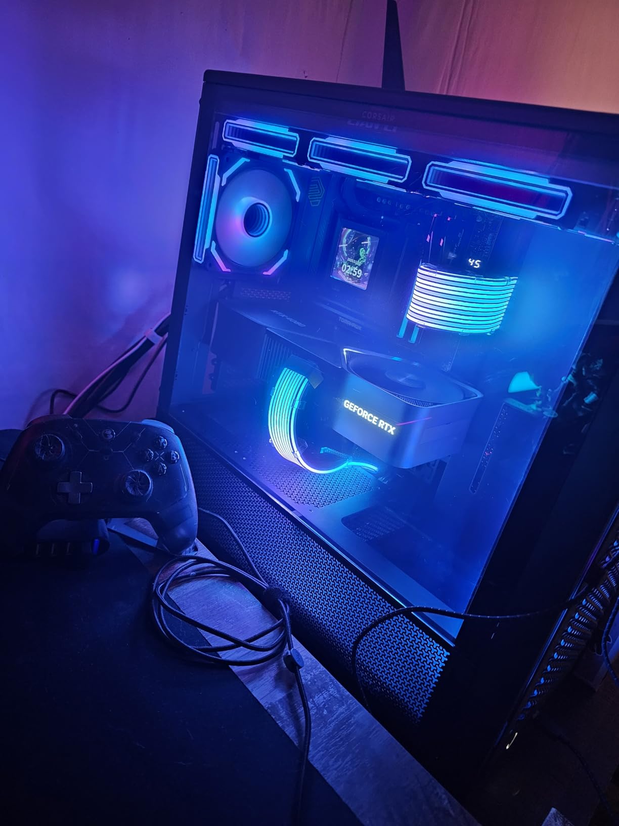 CORSAIR 4000D RS ARGB Frame Modular Mid-Tower ATX PC Case, High Airflow, 3X Pre-Installed RS Fans, InfiniRail Mounting System, ASUS BTF, MSI Zero, Gigabyte Stealth, Black customer photo 2