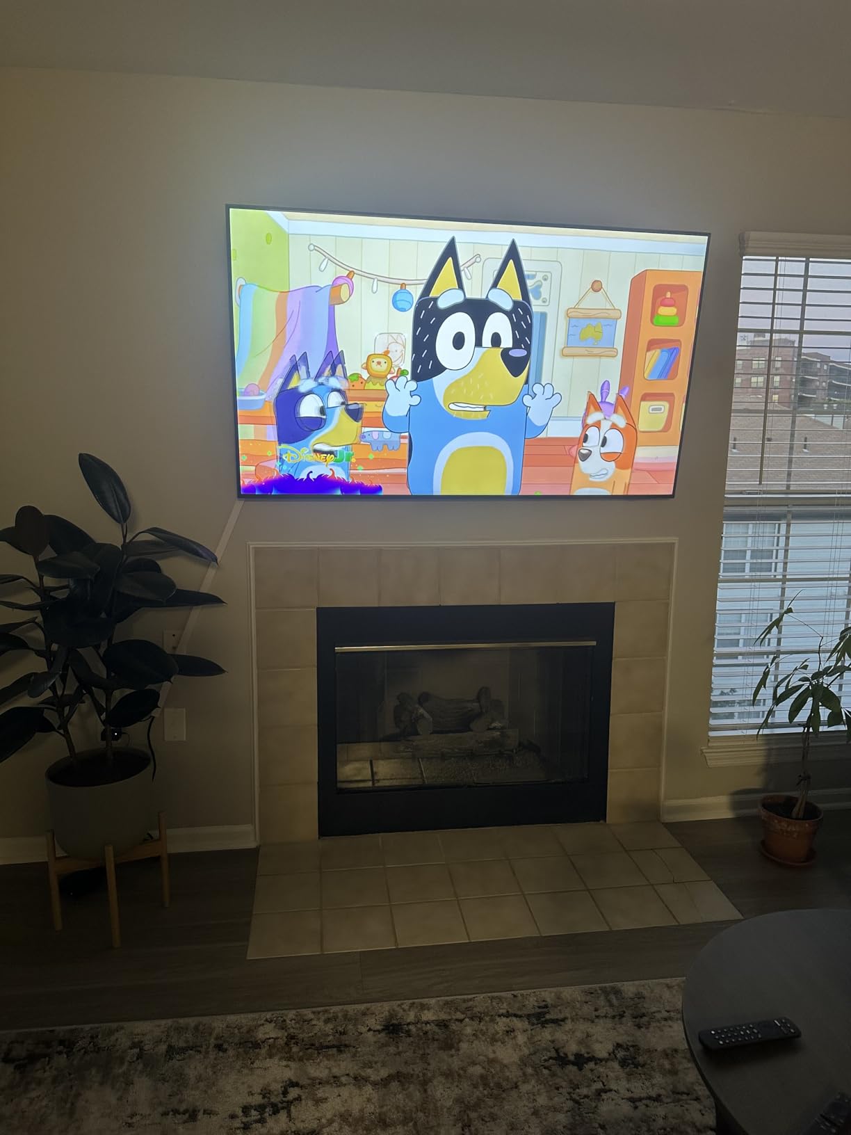 Samsung 55-Inch Class Neo QLED QN70F 4K Mini LED Smart TV (2025 Model) customer photo 2