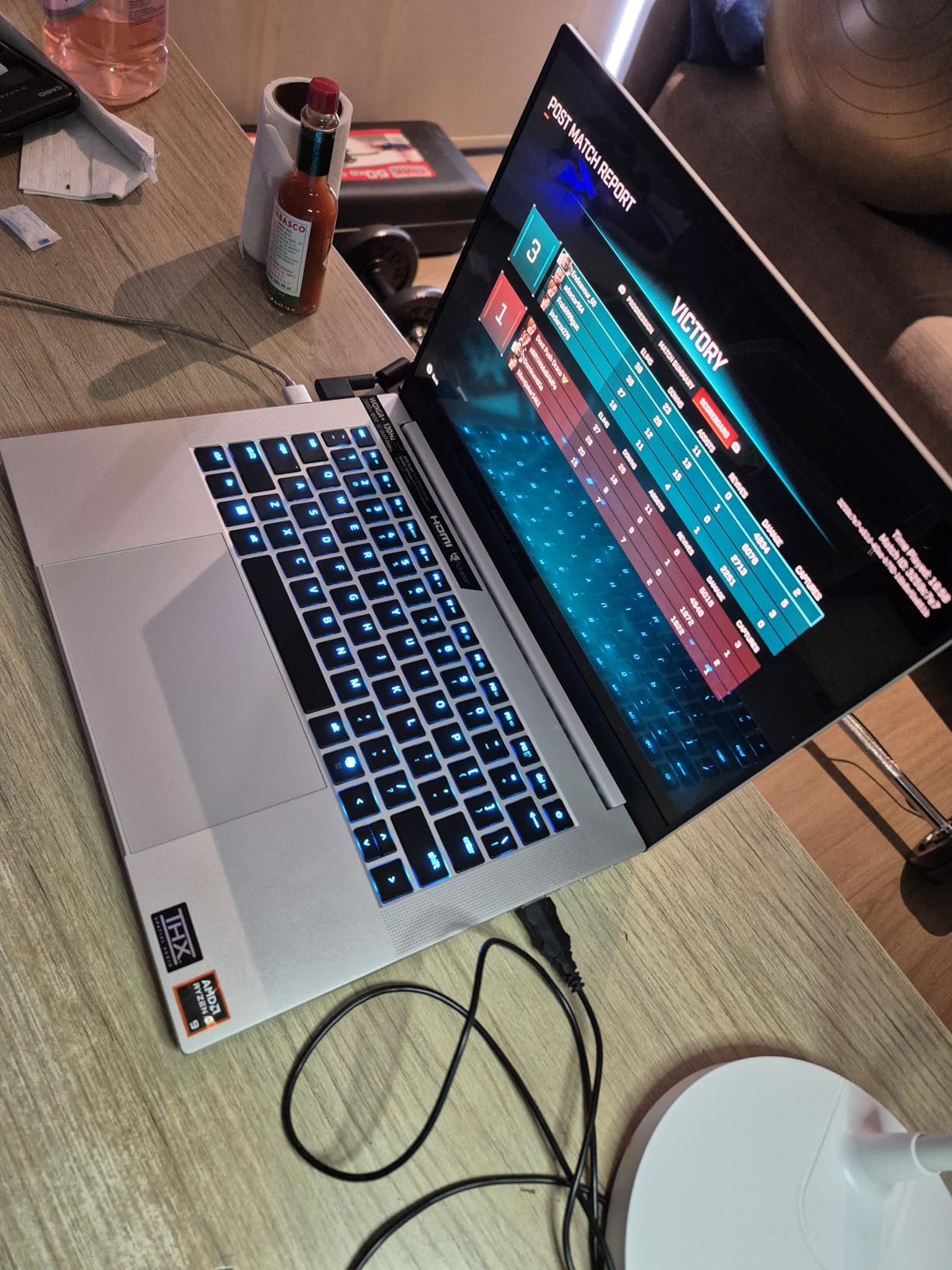 Razer Blade 14 (2025) Gaming Laptop: NVIDIA GeForce RTX 5070 - AMD Ryzen AI 9 365 CPU - 3K 120Hz OLED Display - 32GB LPDDR5X RAM - 1TB SSD - Thin & Lightweight - Chroma RGB - Windows - Black customer photo 2