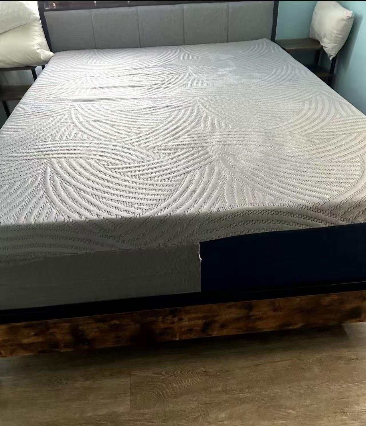 Sweetnight CoolNest Queen Mattress, 14 Inch Cooling Memory Foam Mattress, 5-Zone Ergo Support customer photo 2