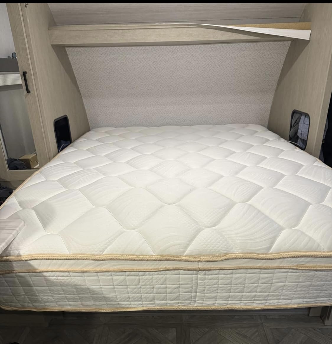 Ruanrest Hybrid Queen Mattress 12 inch, Hybrid Mattress in a Box with Memory Foam and Pocket Springs for Pressure Relief, Medium Firm Queen Size Mattress, Motion Isolation, CertiPUR-US customer photo 1