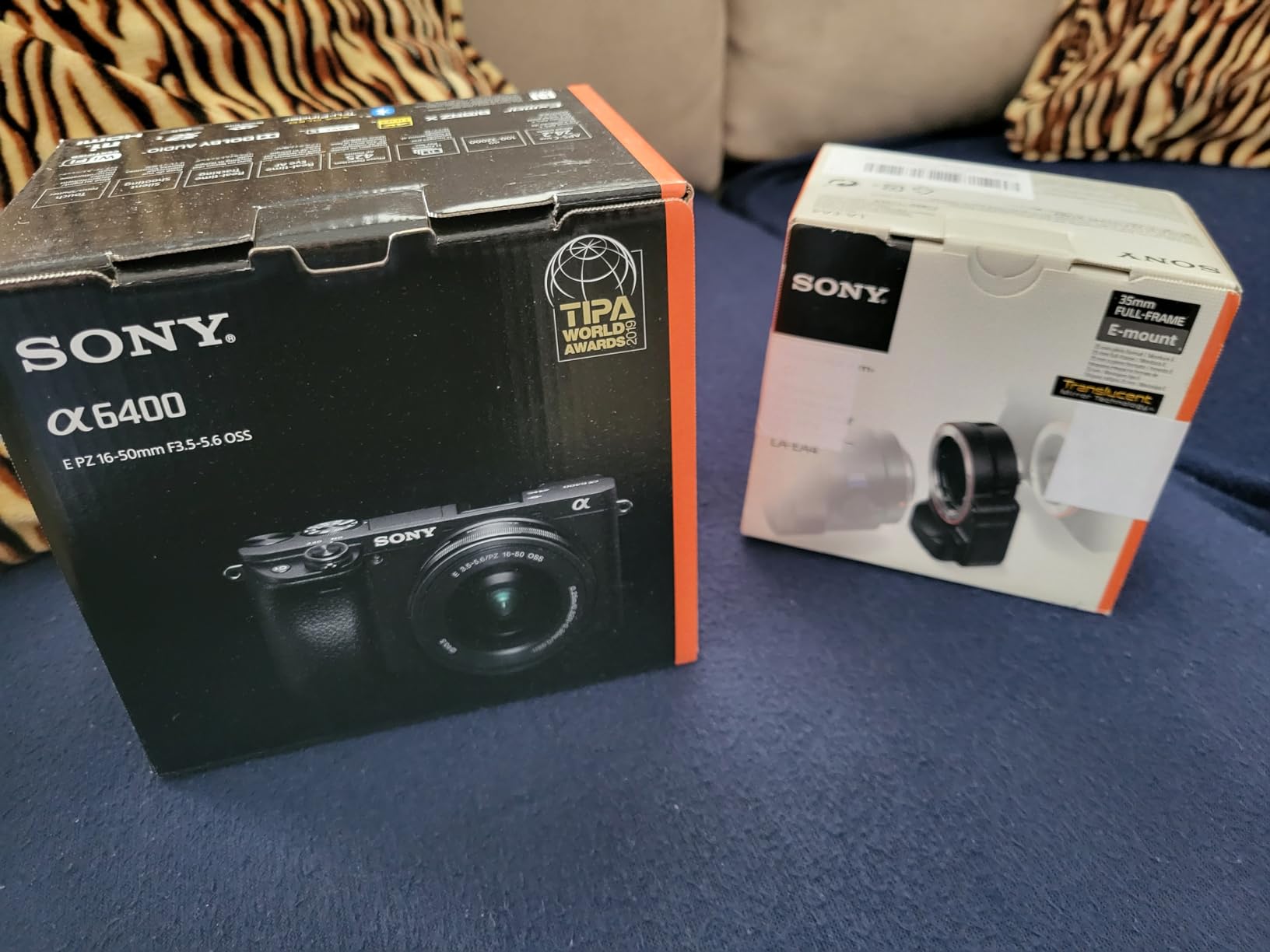 Sony Alpha a6400 Mirrorless Camera: Compact APS-C Interchangeable Lens Digital Camera with Real-Time Eye Auto Focus, 4K Video, Flip Screen and 16-50mm Lens - E Mount Compatible - ILCE-6400L/B, Black customer photo 1