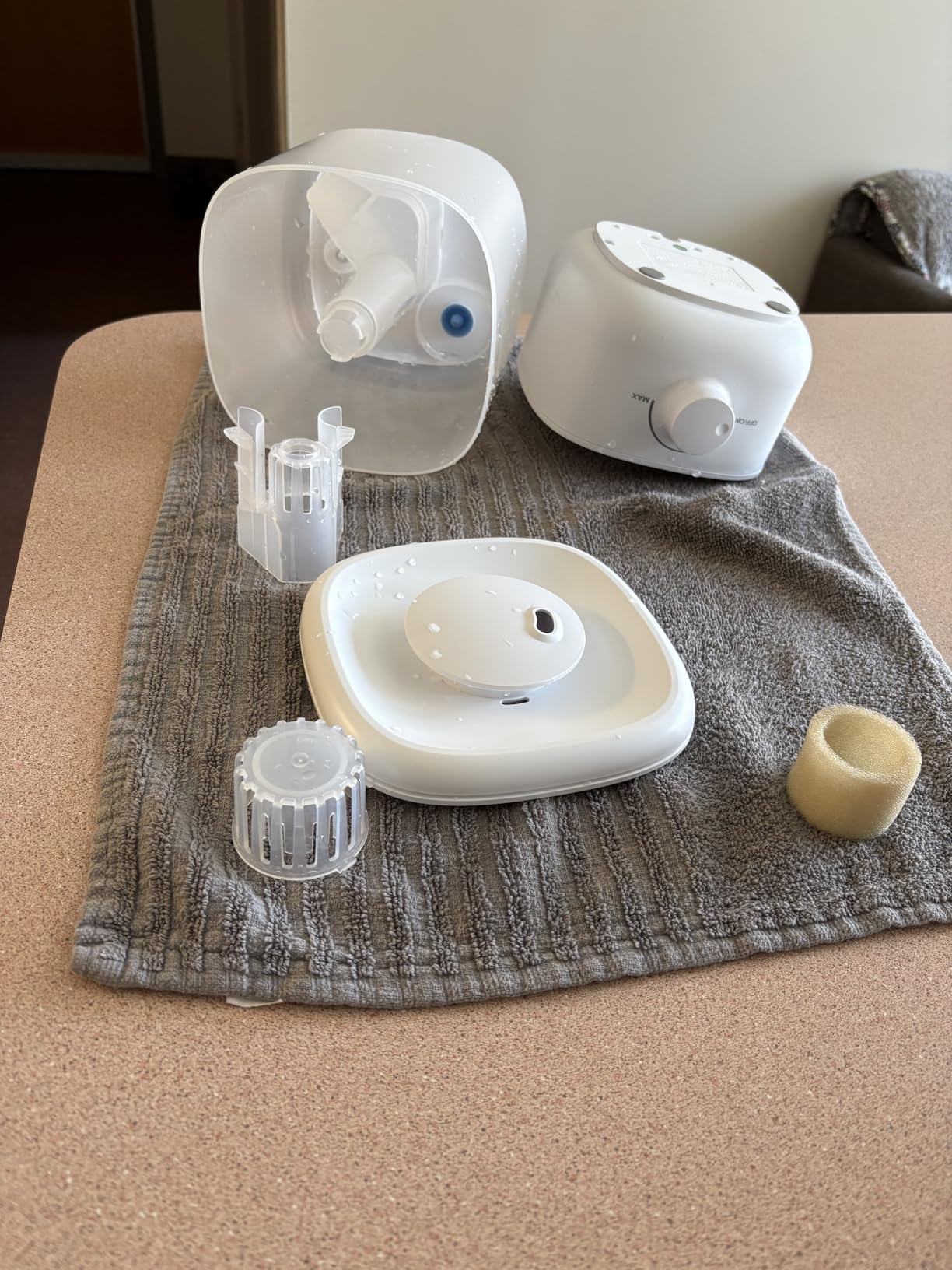 LEVOIT Top Fill Humidifiers for Bedroom, 2.5L Tank for Large Room, Easy to Fill & Clean, 28dB Quiet Cool Mist Air Humidifier for Home Baby Nursery & Plants, Auto Shut-off for Safety, 25H customer photo 1