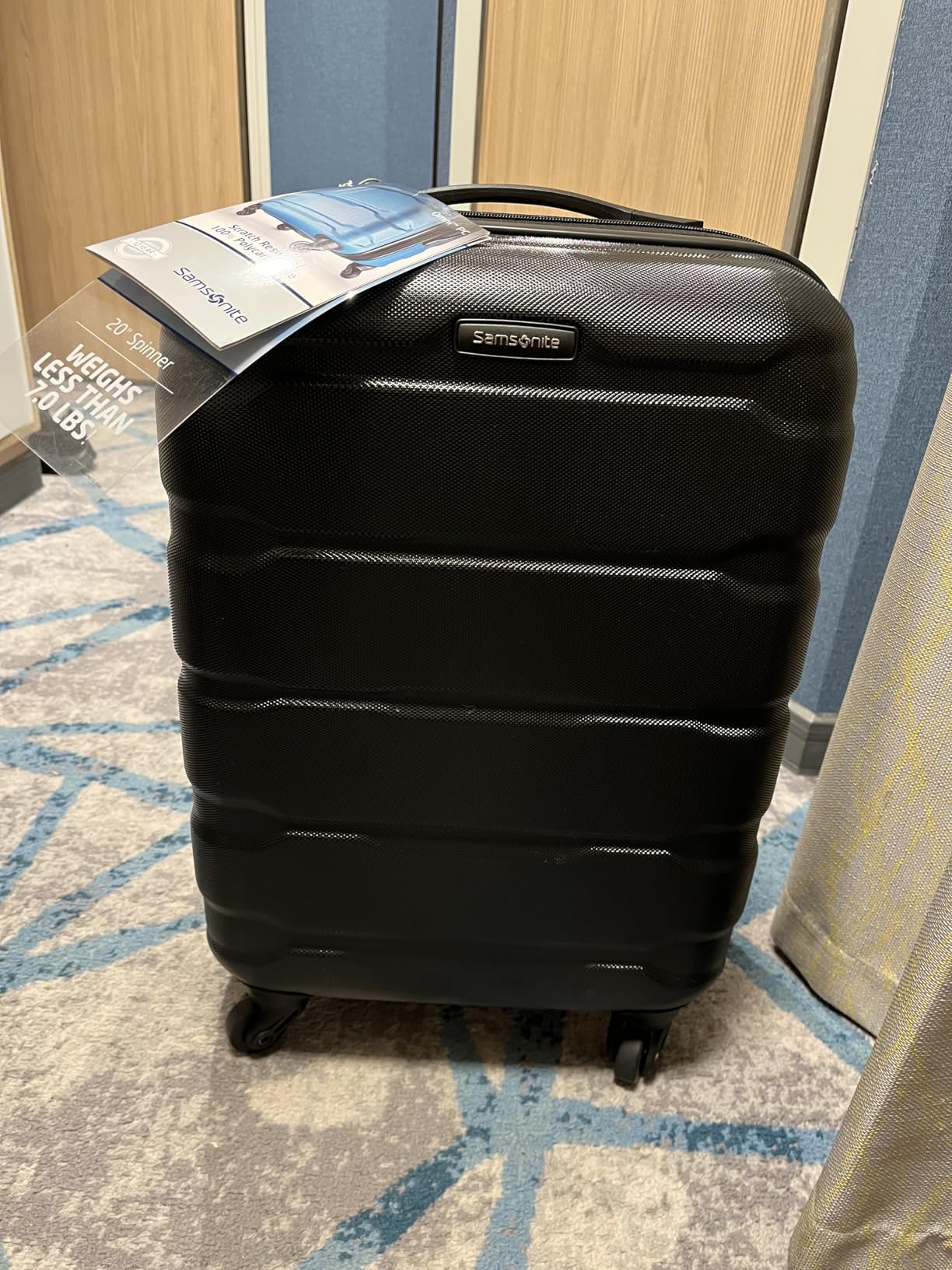 Samsonite Omni PC Hardside Expandable Luggage with Spinner Wheels, Black, 3-Piece Set (20/24/28) customer photo 2