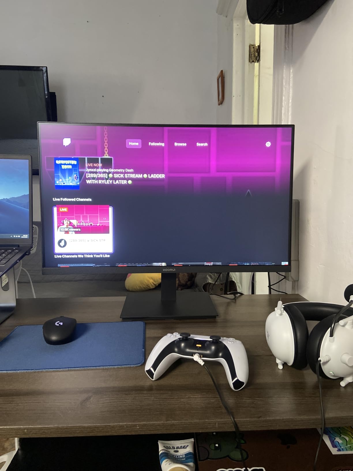 KOORUI 24-inch Computer Monitor Full HD 1920 x 1080p 100Hz VA Display 4000:1 Contrast Ratio with HDMI VGA customer photo 2