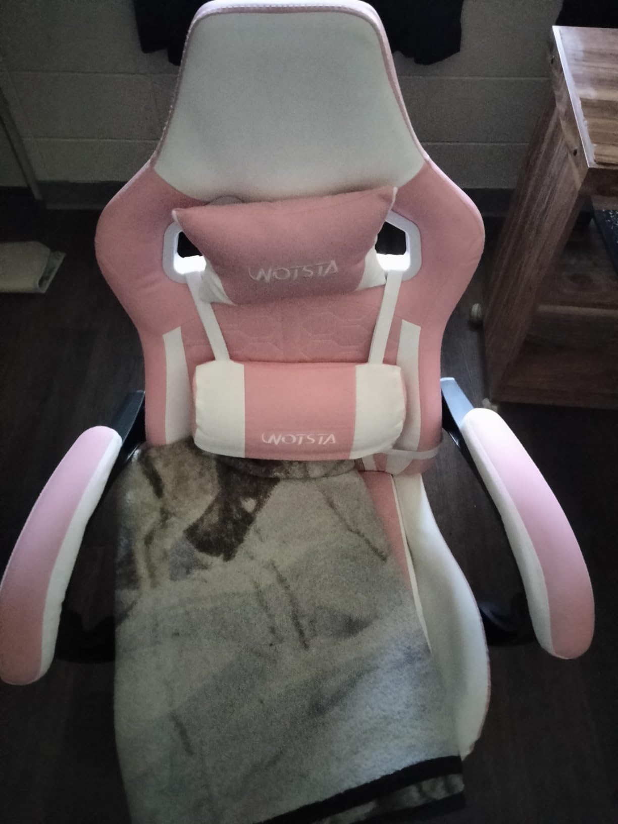 Gaming Chair with Massage,Ergonomic PC Gaming Chair with Footrest Comfortable Headrest and Lumbar Support, High Back, 300LBS (Grey) customer photo 1