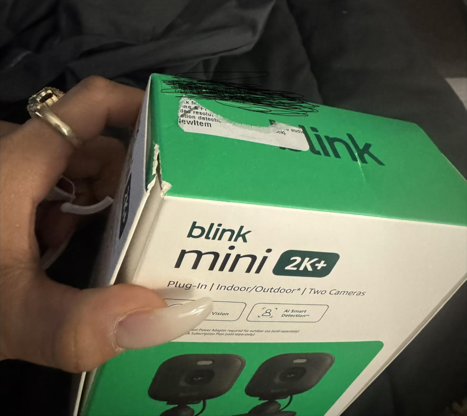 Blink Mini 2K+ (newest model) - Plug-in Home & Pet Indoor Security Camera with 2K video resolution, night vision, enhanced audio, motion detection - 1 camera (White) customer photo 1