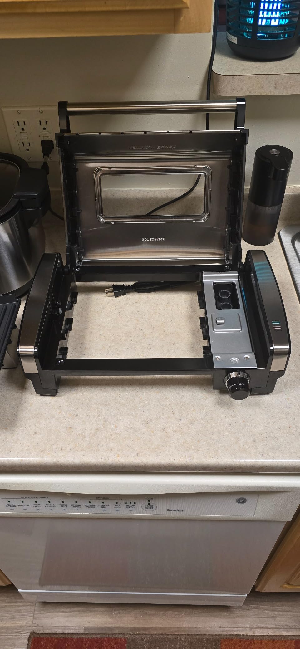 Hamilton Beach Electric Indoor Searing Grill with Viewing Window customer photo 2