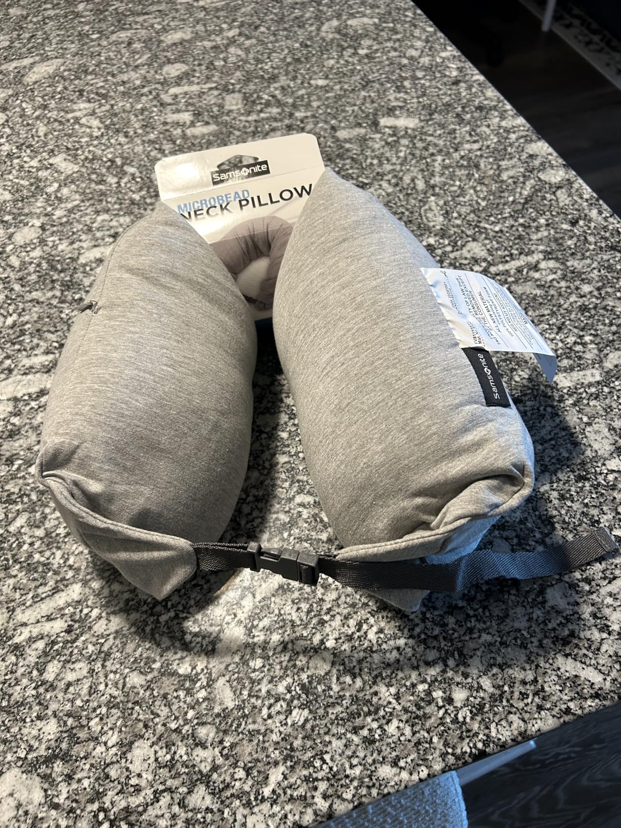 Samsonite Microbead 3-in-1 Neck Travel Pillow, Frost Grey, One Size customer photo 1