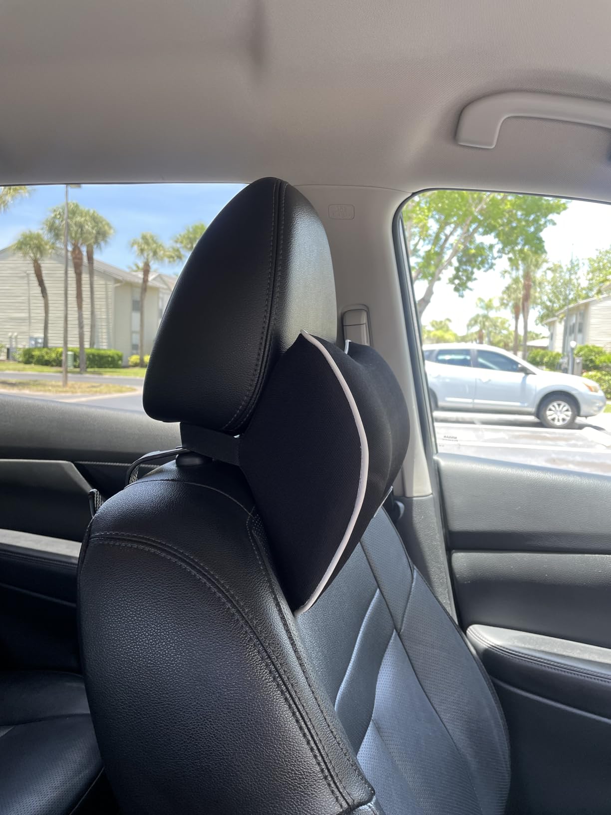 Car Neck Support Pillow for Neck Pain Relief When Driving, Headrest Pillow for Car Seat with Soft Memory Foam - Black customer photo 2