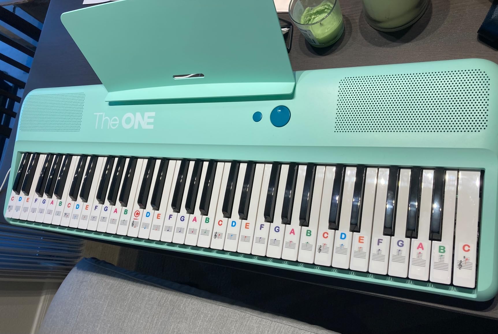 The ONE Smart Keyboard COLOR 61 Lighted Keys Piano Keyboard, MIDI Electric Piano for Beginners with 256 Tones, 64 Polyphony, Built-in LED Lights and Free Apps customer photo 1