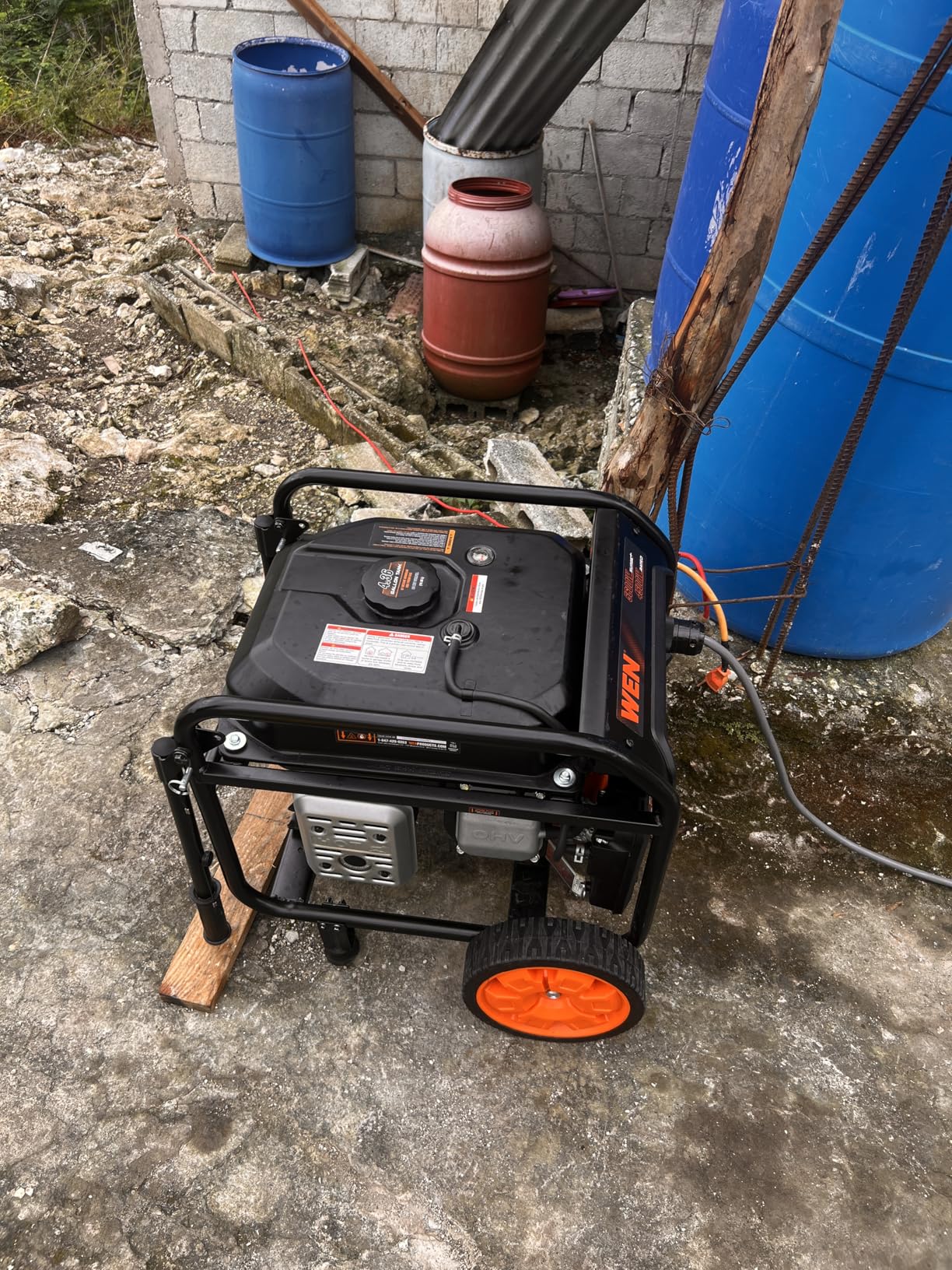 WEN 5600-Watt Portable Generator, Transfer-Switch and RV-Ready customer photo 1