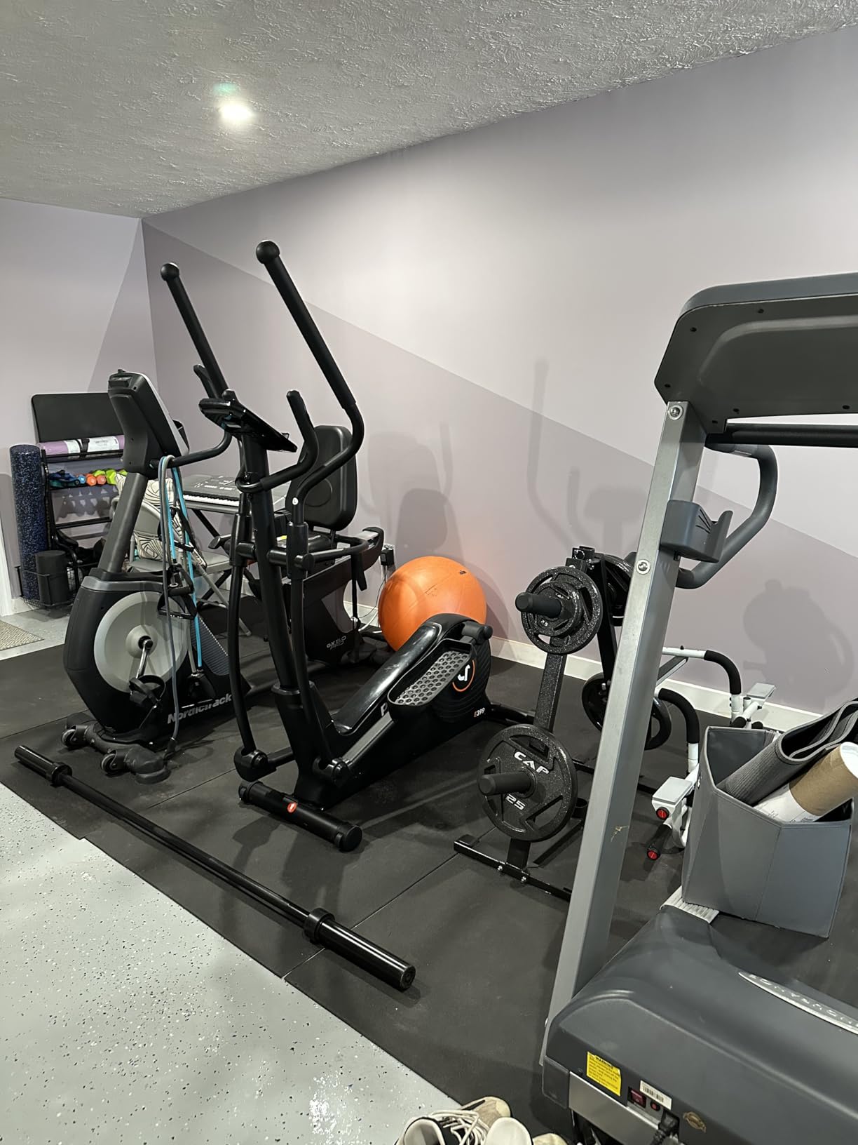 pooboo 16-Level Elliptical Machine customer photo 2