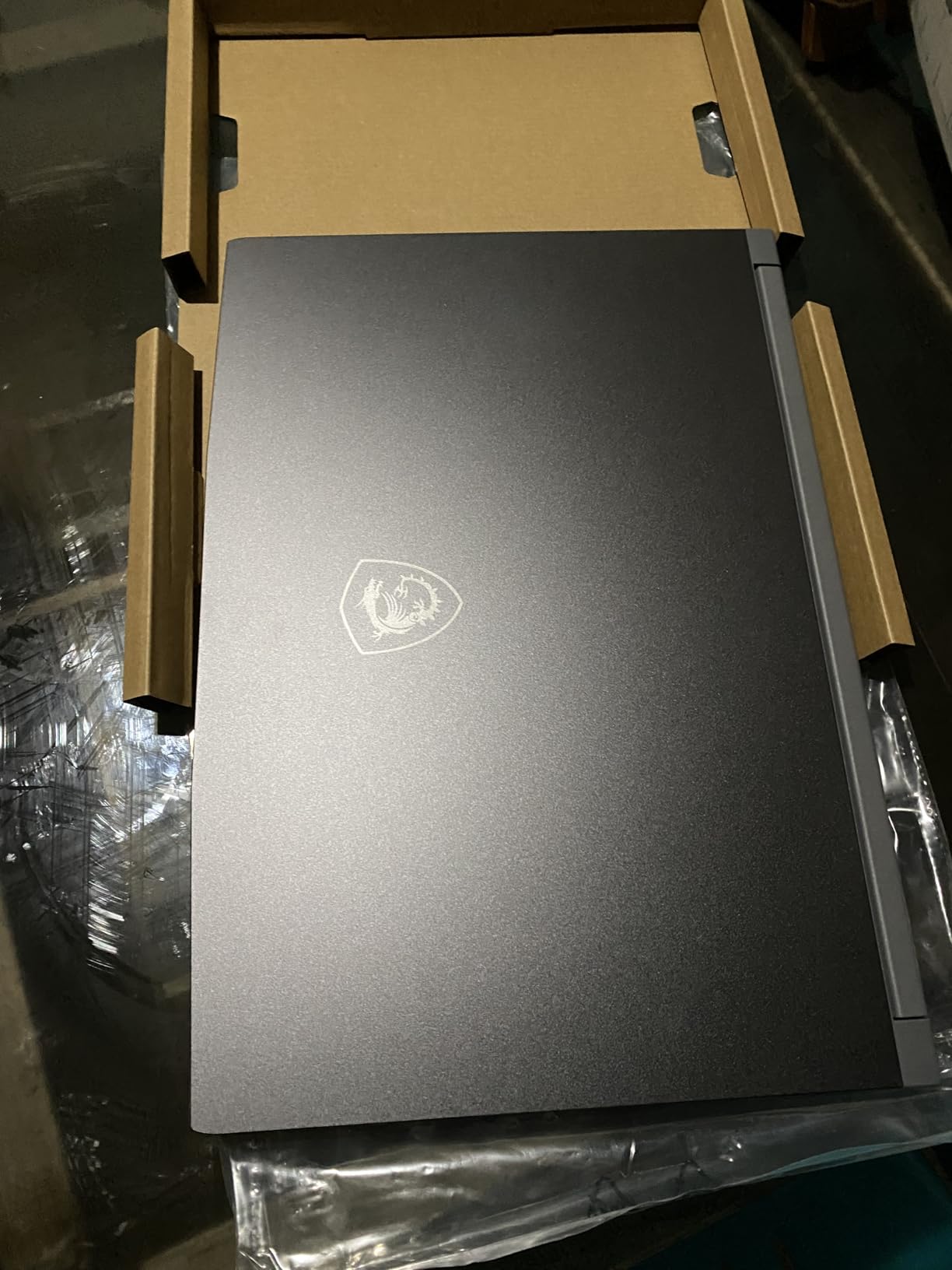 MSI Thin 15 15.6 inch 144Hz FHD Gaming Laptop: Intel Core i7-13620H, NVIDIA GeForce RTX 4050, 16GB DDR4, 512GB NVMe SSD, WiFi 6E, Win 11 customer photo 1
