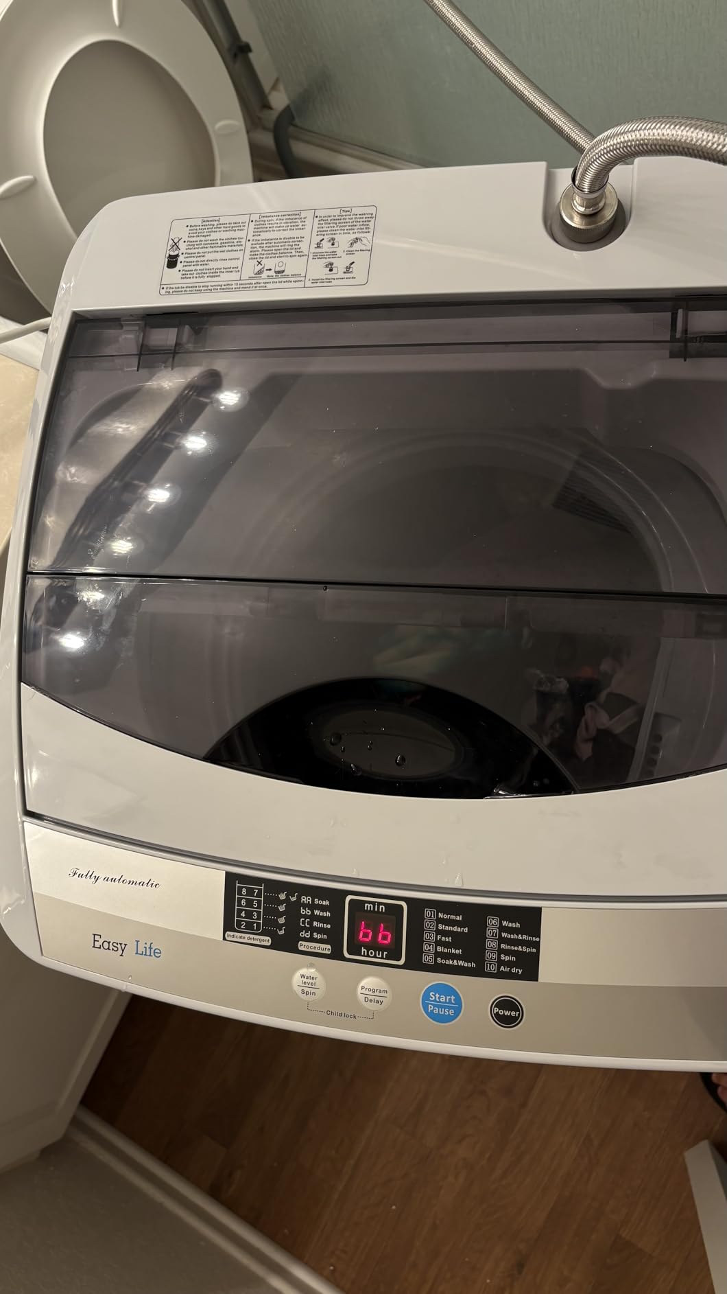 Giantex Full-Automatic Washing Machine Portable Compact 1.34 Cu.ft Laundry Washer Spin with Drain Pump, 10 programs 8 Water Level Selections with LED Display 12 Lbs Capacity customer photo 1