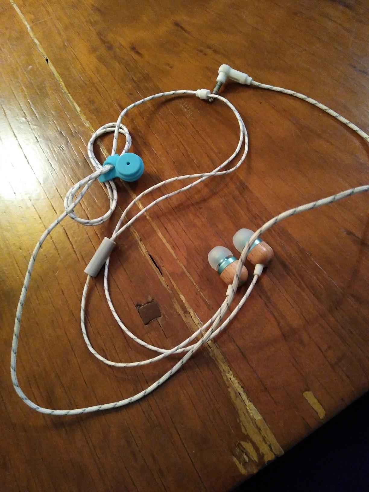 SUNFICON Magnetic Cable Organizers customer photo 2