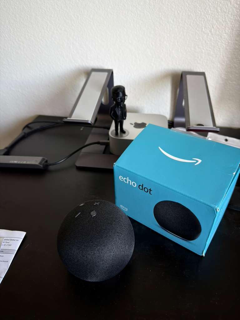 Amazon Echo Dot (newest model) - Vibrant sounding speaker, Designed for Alexa+, Great for bedrooms, dining rooms and offices, Glacier White customer photo 1