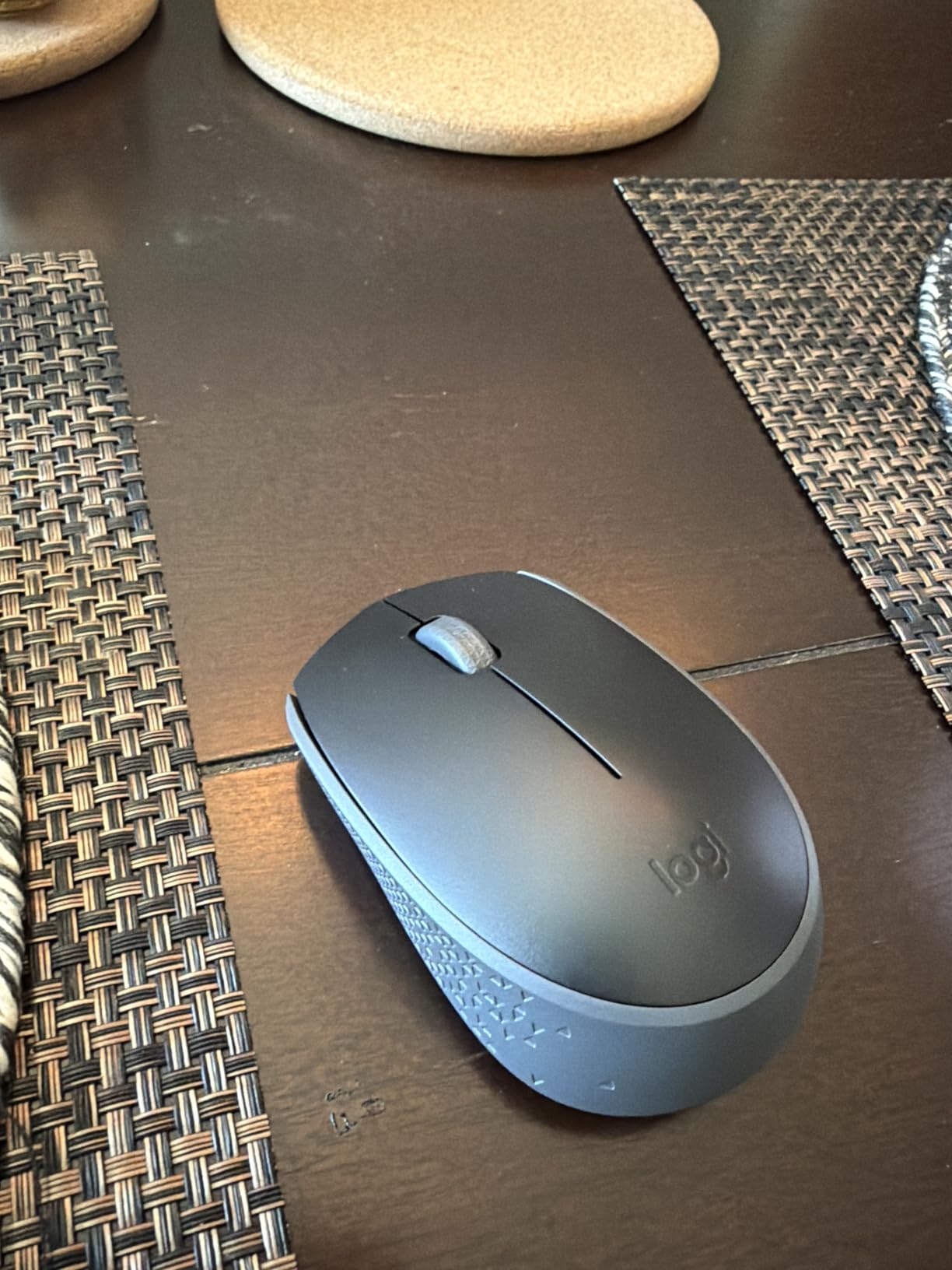 Logitech M170 Wireless Mouse for PC, Mac, Laptop, 2.4 GHz with USB Mini Receiver, Optical Tracking, 12-Months Battery Life, Ambidextrous - Rose customer photo 1