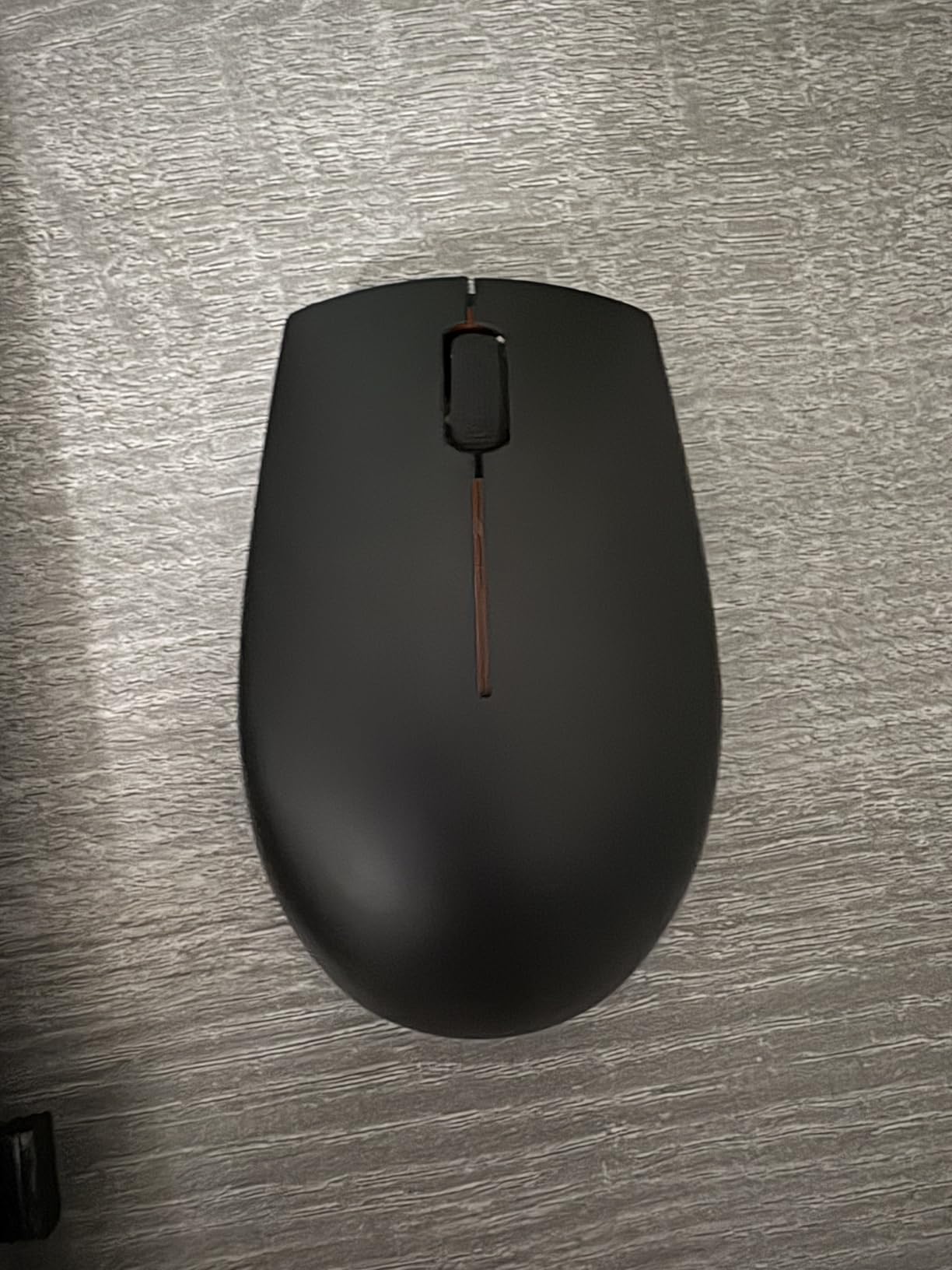 Lenovo 300 Wireless Compact Mouse - 2.4 GHz Cordless Computer Mouse for PC & Laptop with Windows - Ambidextrous Design - Optical Sensor 1000 DPI - 12-Month Battery Life - USB Nano Receiver, Black customer photo 2
