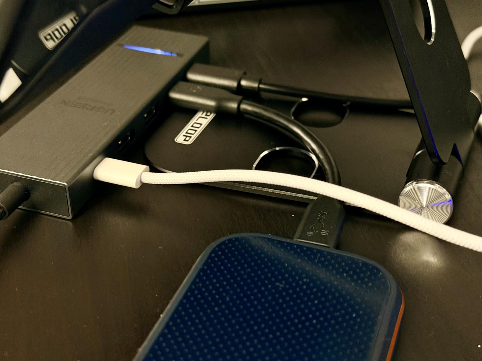 UGREEN Revodok Pro USB-C Hub 6 in 1 10Gbps 4K 60Hz HDMI, 100W Power Delivery for MacBook Neo/Pro/Air, iPad Pro, Thinkpad Rog Ally and More. customer photo 1