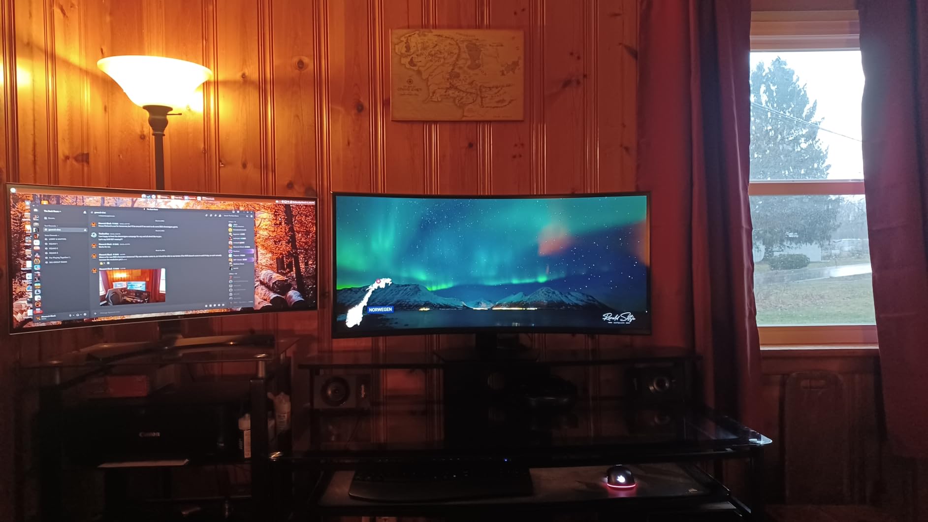 Samsung 40-inch Odyssey G7 Curved Gaming Monitor (G75F) customer photo 2