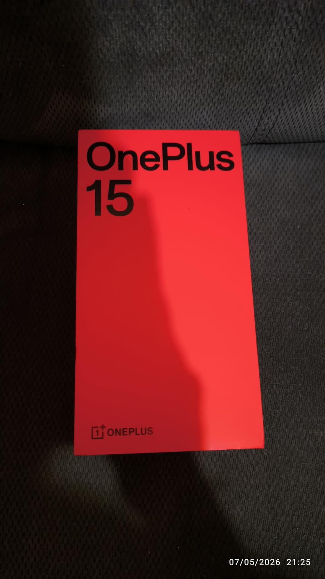 OnePlus 15, 16GB RAM + 512GB Storage, Dual-SIM, Unlocked Android Smartphone, Snapdragon 8 Elite Gen 5, 7300mAh Battery, Sand Storm customer photo 2