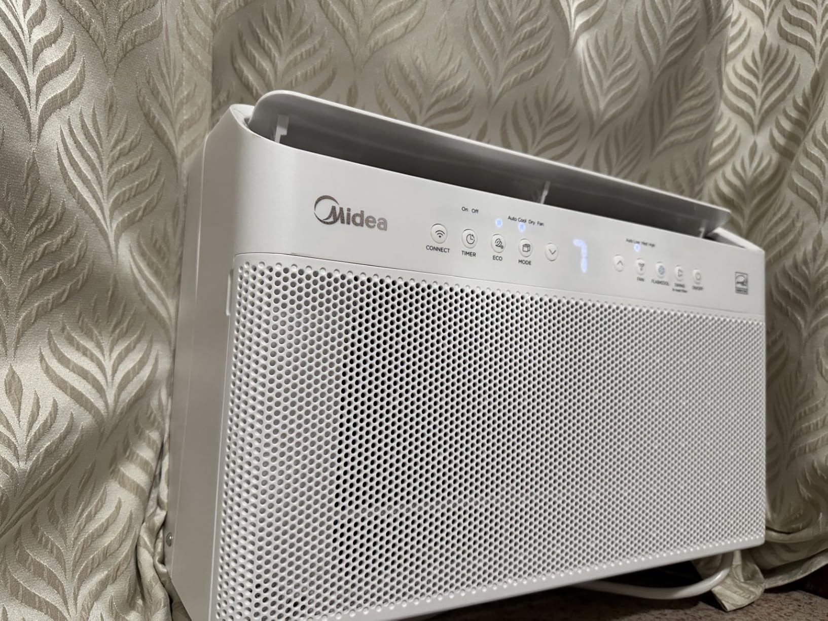 Midea 8,000 BTU U Shaped Smart Inverter Window Air Conditioner - Cools 350 Sq Ft, Ultra Quiet with Open Window Operation - Alexa/Google Assistant Compatible, 37% Energy Savings, Remote (2026 Edition) customer photo 1