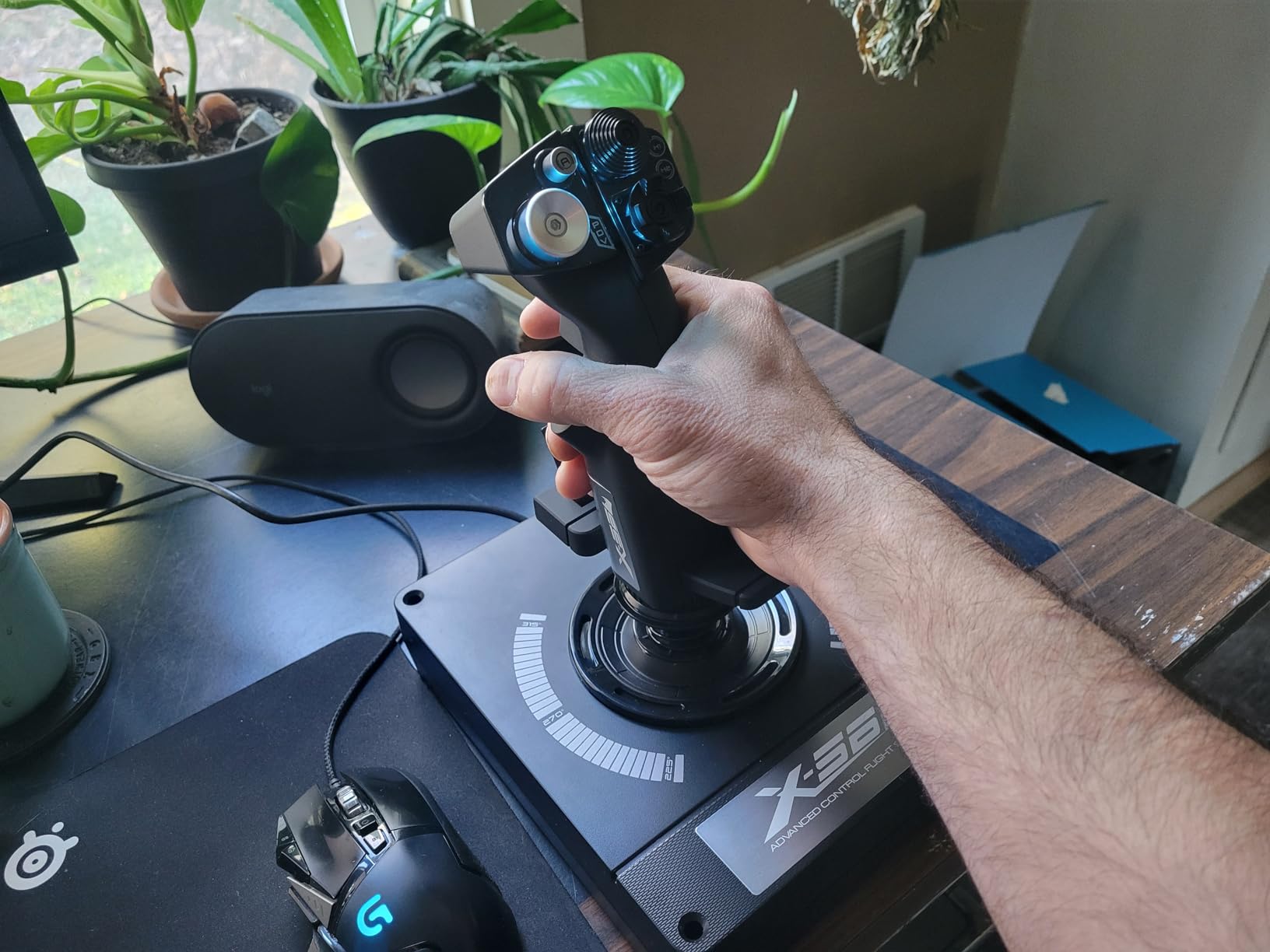 Logitech G X56 H.O.T.A.S Throttle and Joystick Flight Simulator Game Controller customer photo 1