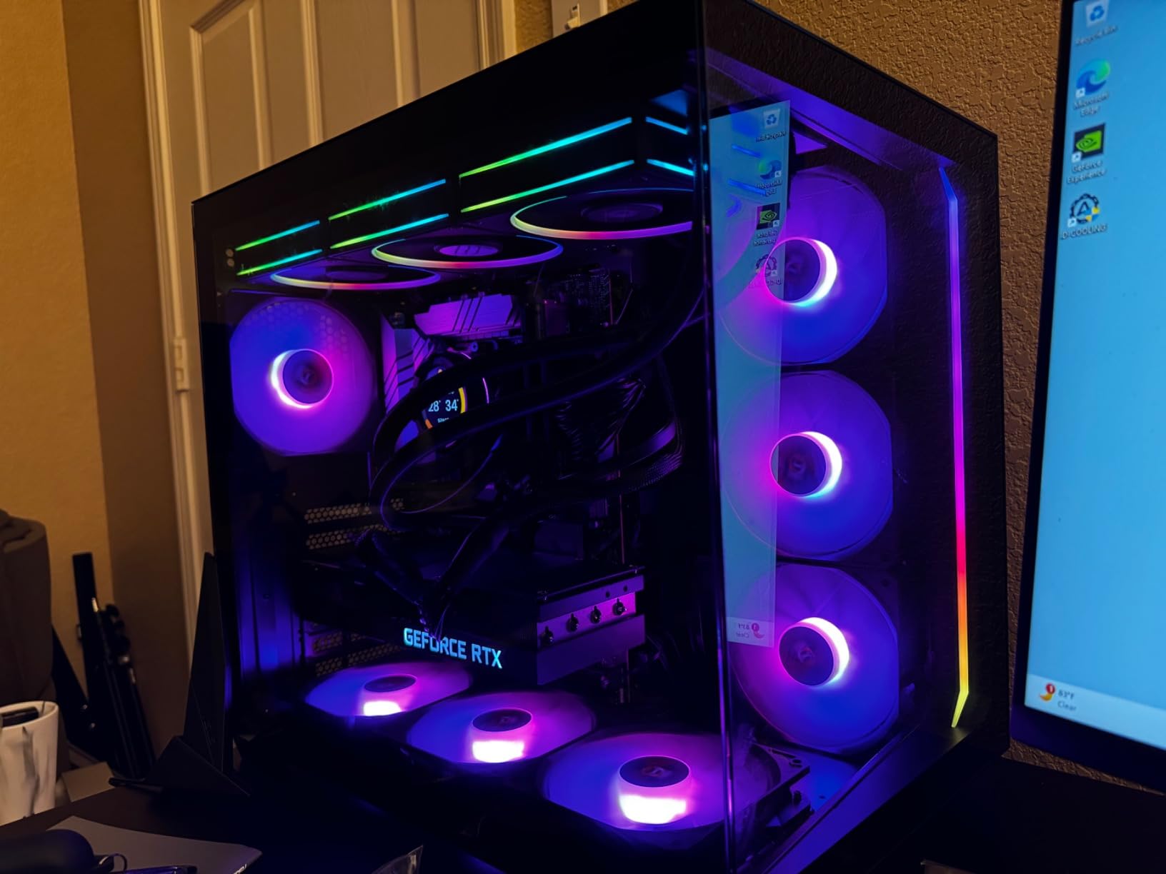 Antec C5 ARGB, Mid-Tower ATX PC Case, Seamless Tempered Glass Front & Side Panels, 7×120mm ARGB PWM Fans Included, Supports Up to 10 Fans, 360mm Radiator Support, Type-C 3.2 Gen 2 customer photo 2