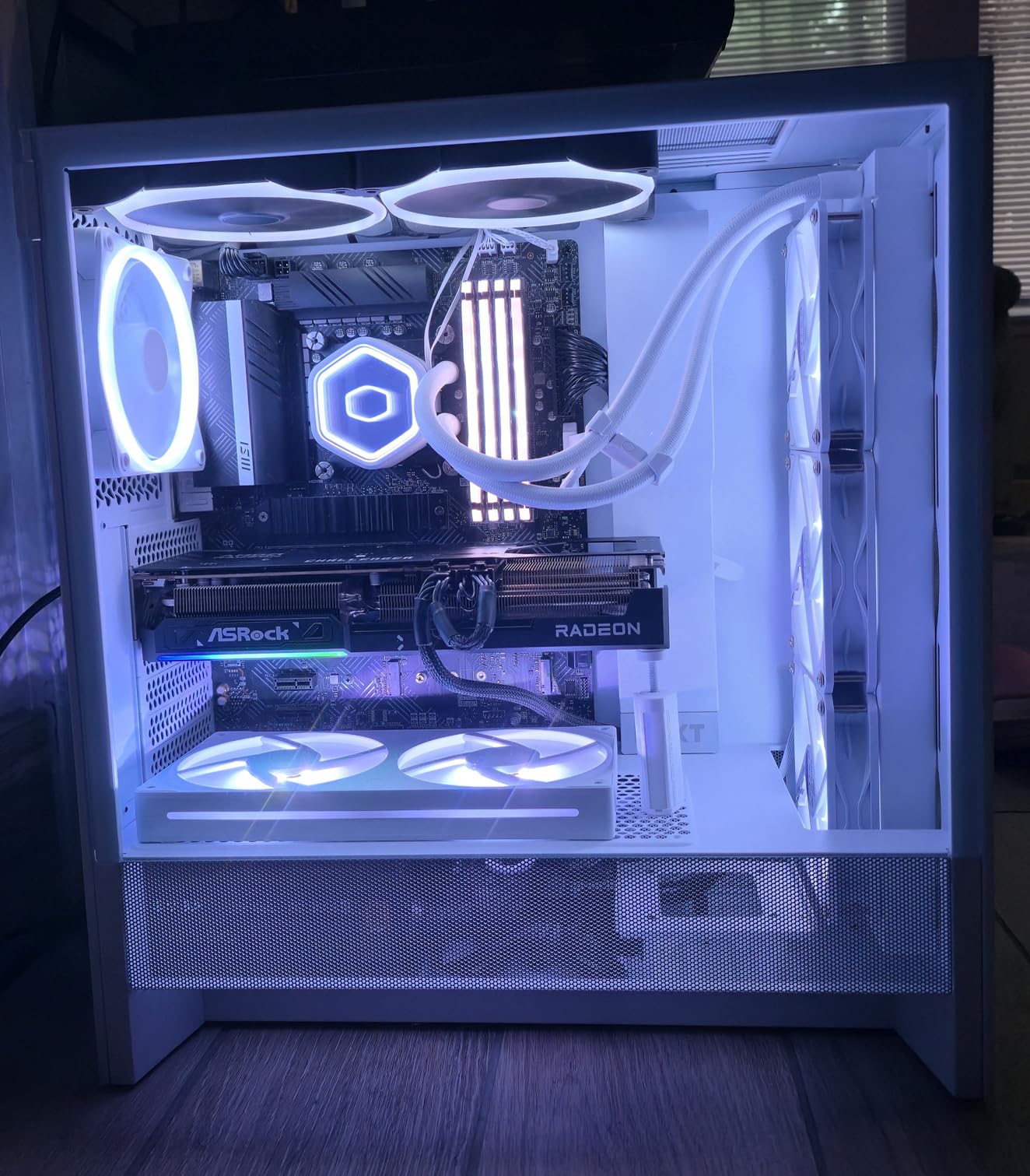 NZXT H5 Flow RGB - Compact ATX Mid-Tower PC Case - Black | Compact mid-tower with included F360 RGB Core fans, 360mm radiator support, tempered glass. CAM-ready RGB out of the box. customer photo 1