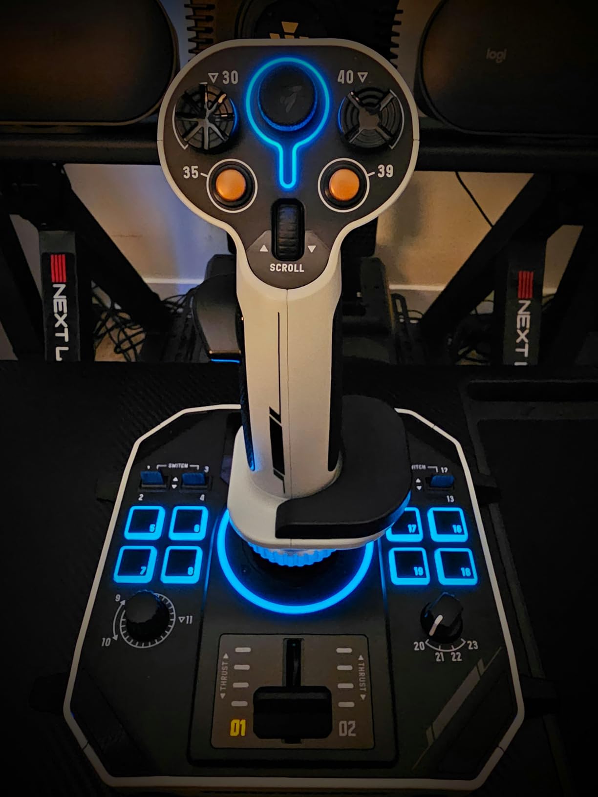 Thrustmaster Sol-R1 Hall-Effect Space Combat Flight Sim Joystick customer photo 1